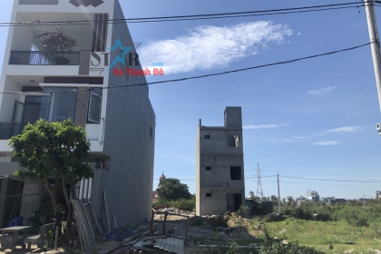 Bán 2 lô liền kề đường ( LÊ QUẢNG CHÍ ) con đường huyết mạch để kinh doanh buôn bán Bán 2 lô liền kề đường ( LÊ QUẢNG CHÍ ) con đường huyết mạch để kinh doanh buôn bán