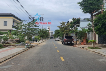 BÁN BIỆT THỰ ĐƯỜNG BÙI THIỆN NGỘ - 300 m2 ,ĐÔNG NAM - HÒA XUÂN . BÁN BIỆT THỰ ĐƯỜNG BÙI THIỆN NGỘ - 300 m2 ,ĐÔNG NAM - HÒA XUÂN .