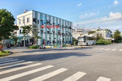 GÓC 2MT VỊ TRÍ KINH DOANH KHÁ TỐT TẠI HÒA XUÂN - CẨM LỆ GÓC 2MT VỊ TRÍ KINH DOANH KHÁ TỐT TẠI HÒA XUÂN - CẨM LỆ