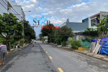 Bán lô đất đường 7m5 Trần Viện sát sân vận động Hòa Xuân Cẩm Lệ Bán lô đất đường 7m5 Trần Viện sát sân vận động Hòa Xuân Cẩm Lệ