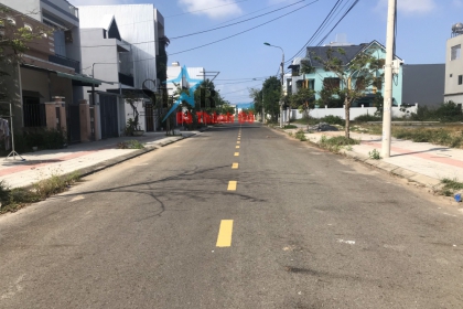 -Bán đất đường Thanh Lương 32 - khu đô thị sinh thái Hòa Xuân. -Bán đất đường Thanh Lương 32 - khu đô thị sinh thái Hòa Xuân.