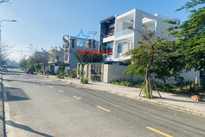 Bán đất đường Bích Khê - hướng đông nam đôí diện trường siêu đẹp - khu đô thị sinh thái Hòa Xuân. Bán đất đường Bích Khê - hướng đông nam đôí diện trường siêu đẹp - khu đô thị sinh thái Hòa Xuân.