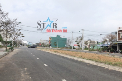 Bán 1 cặp đất đường Diên Hồng - khu đô thị sinh thái Hòa Xuân. Bán 1 cặp đất đường Diên Hồng - khu đô thị sinh thái Hòa Xuân.