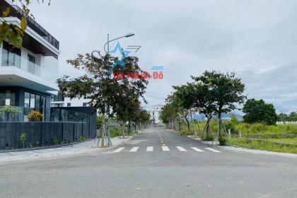 Bán lô góc 2 mặt tiền biệt thự EURO VILLA 2 siêu đẹp - gần sông - Hòa Xuân - Đà Năng. Bán lô góc 2 mặt tiền biệt thự EURO VILLA 2 siêu đẹp - gần sông - Hòa Xuân - Đà Năng.