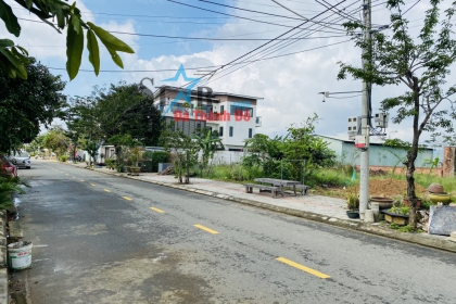 BÁN ĐẤT BIỆT THỰ MẶT TIỀN ĐƯỜNG BÙI THIỆN NGỘ,300M2 KẸP VẸT CÂY XANH ,GẦN CẦU NGUYỄN TRI PHƯƠNG BÁN ĐẤT BIỆT THỰ MẶT TIỀN ĐƯỜNG BÙI THIỆN NGỘ,300M2 KẸP VẸT CÂY XANH ,GẦN CẦU NGUYỄN TRI PHƯƠNG