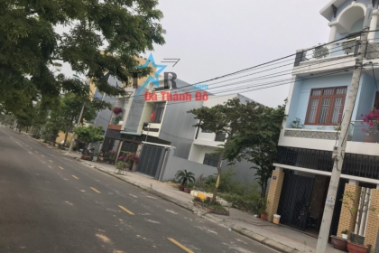 Cần bán lô đất vị trí sạch đẹp- gần công Viên cây Xanh- đường Thanh Lương 5 Hòa Xuân,Cẩm Lệ.- 3.67 tỷ Cần bán lô đất vị trí sạch đẹp- gần công Viên cây Xanh- đường Thanh Lương 5 Hòa Xuân,Cẩm Lệ.- 3.67 tỷ