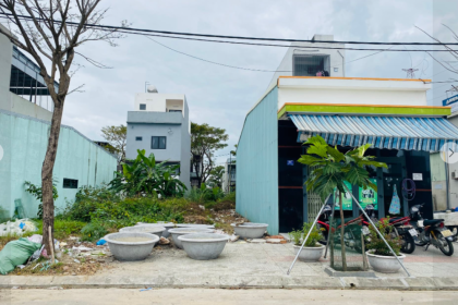 Bán lô đất đường Phan Triêm đối diện sân bóng - nhìn thẳng trục đường Võ Chí Công Bán lô đất đường Phan Triêm đối diện sân bóng - nhìn thẳng trục đường Võ Chí Công