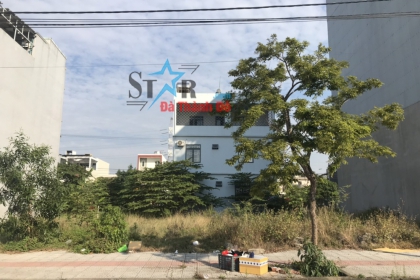 Tôi bán lô đất Đường Bích Khuê - gần Vũ Đình Liên vị trí Đông Nam đối Diện dự án Trường học Tôi bán lô đất Đường Bích Khuê - gần Vũ Đình Liên vị trí Đông Nam đối Diện dự án Trường học