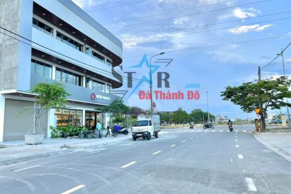 Bán đất đường LÊ SỸ , sát góc đường thông, vị trí thuận lợi để kinhd oanh buôn bán Bán đất đường LÊ SỸ , sát góc đường thông, vị trí thuận lợi để kinhd oanh buôn bán