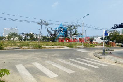 BÁN LÔ GÓC 2MT HÀ BỒNG & MẠC ĐĂNG DUNG NẰM SÁT ĐƯỜNG 29/3 GIÁ ĐẦU TƯ BÁN LÔ GÓC 2MT HÀ BỒNG & MẠC ĐĂNG DUNG NẰM SÁT ĐƯỜNG 29/3 GIÁ ĐẦU TƯ