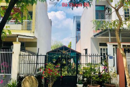 Bán đất đường BÙI THIỆN NGỘ, hướng đông bắc, đất sạch đẹp, đường thông Bán đất đường BÙI THIỆN NGỘ, hướng đông bắc, đất sạch đẹp, đường thông