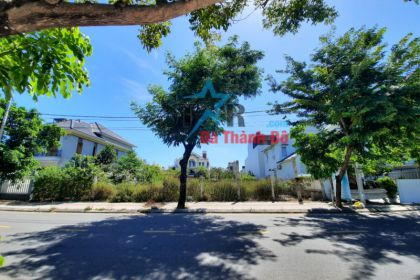 Bán 2 lô liền kề biệt thự đường TÔN THẤT DƯƠNG KỴ,đối diện công viên Bán 2 lô liền kề biệt thự đường TÔN THẤT DƯƠNG KỴ,đối diện công viên