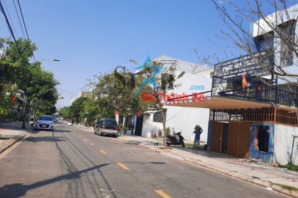 Bán đất đường THANH LƯƠNG 17, hướng đông nam, xung quanh nhà cửa khang trang Bán đất đường THANH LƯƠNG 17, hướng đông nam, xung quanh nhà cửa khang trang