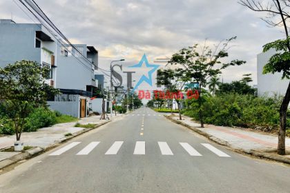 BÁN LÔ THANH LƯƠNG 8- ĐỐI DIỆN CÔNG VIÊN - VỊ TRÍ ĐẸP LÀM NHÀ BÁN LÔ THANH LƯƠNG 8- ĐỐI DIỆN CÔNG VIÊN - VỊ TRÍ ĐẸP LÀM NHÀ