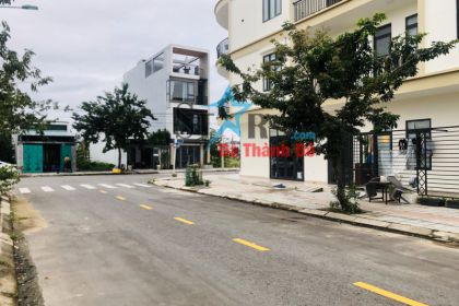 Chính chủ cần bán lô đất đườg Thanh Lương 11 - Hoà Xuân - Cẩm Lệ Chính chủ cần bán lô đất đườg Thanh Lương 11 - Hoà Xuân - Cẩm Lệ