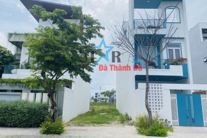 CẦN BÁN LÔ ĐẤT ĐẢO VIP HƯỚNG ĐÔNG NAM ĐƯỜNG TRUNG LƯƠNG 10 CẦN BÁN LÔ ĐẤT ĐẢO VIP HƯỚNG ĐÔNG NAM ĐƯỜNG TRUNG LƯƠNG 10