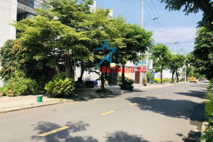 Tôi Bán Lô đất Ngô Huy Diễn - Hướng tây nam- gần cầu Hòa Xuân - giá 50 triệu/ m2 Tôi Bán Lô đất Ngô Huy Diễn - Hướng tây nam- gần cầu Hòa Xuân - giá 50 triệu/ m2