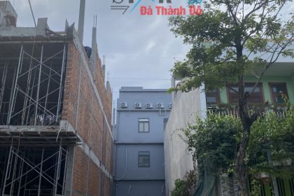 Cần chuyển nhượng lô đất đường Hà Bồng - hướng Đông Nam - Hà Xuân Cần chuyển nhượng lô đất đường Hà Bồng - hướng Đông Nam - Hà Xuân