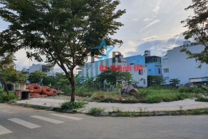 Cần bán lô góc Trần Kim Xuyến và Nguyễn Thị Sáu, Phường Hòa Xuân, Quận Cẩm Lệ, Đà Nẵng. Cần bán lô góc Trần Kim Xuyến và Nguyễn Thị Sáu, Phường Hòa Xuân, Quận Cẩm Lệ, Đà Nẵng.