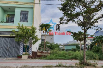 CẦN BÁN ĐẤT ĐƯỜNG DIÊN HỒNG 2 LÀN HƯỚNG ĐÔNG BẮC SẠCH ĐẸP CẦN BÁN ĐẤT ĐƯỜNG DIÊN HỒNG 2 LÀN HƯỚNG ĐÔNG BẮC SẠCH ĐẸP