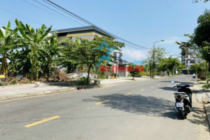 BÁN LÔ ĐẤT BIỆT THỰ ĐƯỜNG BÙI THIỆN NGỘ KẸP VỆCH CÂY XANH- HÒA XUÂN BÁN LÔ ĐẤT BIỆT THỰ ĐƯỜNG BÙI THIỆN NGỘ KẸP VỆCH CÂY XANH- HÒA XUÂN