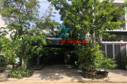 Cần chuyển nhượng lô đất đường Thanh Lương 9 - Hướng Đông Nam - Hòa Xuân - Đà Nẵng Cần chuyển nhượng lô đất đường Thanh Lương 9 - Hướng Đông Nam - Hòa Xuân - Đà Nẵng