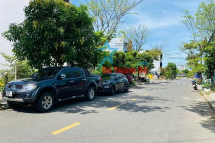 TÔI CẦN BÁN LÔ ĐẤT ĐƯỜNG THÔNG VŨ ĐÌNH LIÊN - HÒA XUÂN , ĐÀ NẴNG . TÔI CẦN BÁN LÔ ĐẤT ĐƯỜNG THÔNG VŨ ĐÌNH LIÊN - HÒA XUÂN , ĐÀ NẴNG .