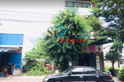 Bán đất đường HUỲNH NGỌC ĐỦ, sát chân cầu Nguyễn Tri Phương Bán đất đường HUỲNH NGỌC ĐỦ, sát chân cầu Nguyễn Tri Phương