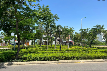 BÁN LÔ ĐẤT ĐÔNG NAM - MẶT TIỀN MAI CHÍ THỌ ( CÓ NHÀ CẤP 4 ) KHU ĐẢO VIP SIÊU ĐẸP - CÔNG VIÊN ĐÃ HÌNH THÀNH BÁN LÔ ĐẤT ĐÔNG NAM - MẶT TIỀN MAI CHÍ THỌ ( CÓ NHÀ CẤP 4 ) KHU ĐẢO VIP SIÊU ĐẸP - CÔNG VIÊN ĐÃ HÌNH THÀNH