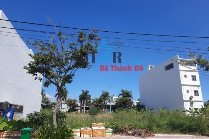 CHÍNH CHỦ CẦN BÁN ĐẤT ĐẢO VIP- ĐÔNG NAM - HÒA XUÂN 4.35 TỶ CHÍNH CHỦ CẦN BÁN ĐẤT ĐẢO VIP- ĐÔNG NAM - HÒA XUÂN 4.35 TỶ