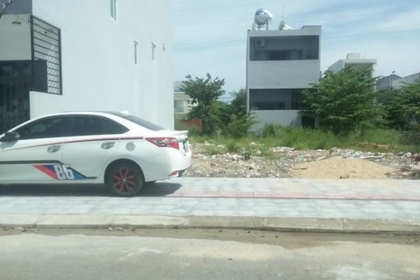 Bán nhanh lô đất đường Tôn Thất Dương Kị cách cầu Nguyễn Tri Phương chưa đến 2p đi xe. Bán nhanh lô đất đường Tôn Thất Dương Kị cách cầu Nguyễn Tri Phương chưa đến 2p đi xe.