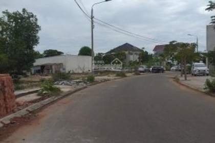 Bán lô đất biệt thự đảo víp sát sông 2mt đối diện công viên Bán lô đất biệt thự đảo víp sát sông 2mt đối diện công viên