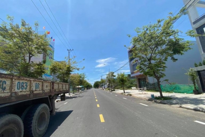 Cần bán lô đất đường Đinh Văn chấp đảo 2 Hoà Xuân, Cẩm Lệ Cần bán lô đất đường Đinh Văn chấp đảo 2 Hoà Xuân, Cẩm Lệ