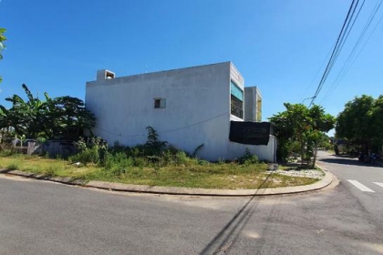 2MT KHU B LÔ 416 ĐÔNG NAM DT 139M2 SIÊU ĐẸP GIÁ CHỈ 2TY750- KHU NAM CẨM LỆ 2MT KHU B LÔ 416 ĐÔNG NAM DT 139M2 SIÊU ĐẸP GIÁ CHỈ 2TY750- KHU NAM CẨM LỆ