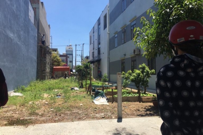 CHÍNH CHỦ , BÁN NHANH LÔ ĐẤT ĐƯỜNG 29/3 ( ĐƯỜNG DÂY DIỆN ) THUỘC KHU SINH THÁI HÒA XUÂN LH 0934810516 . CHÍNH CHỦ , BÁN NHANH LÔ ĐẤT ĐƯỜNG 29/3 ( ĐƯỜNG DÂY DIỆN ) THUỘC KHU SINH THÁI HÒA XUÂN LH 0934810516 .