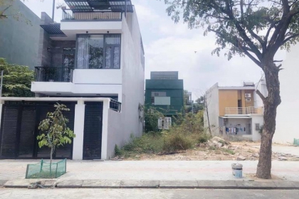 BÁN LÔ ĐẤT ĐƯỜNG TRẦN KIM XUYẾN B1.15 ĐÔNG BẮC GIÁ RẺ - HÒA XUÂN . BÁN LÔ ĐẤT ĐƯỜNG TRẦN KIM XUYẾN B1.15 ĐÔNG BẮC GIÁ RẺ - HÒA XUÂN .