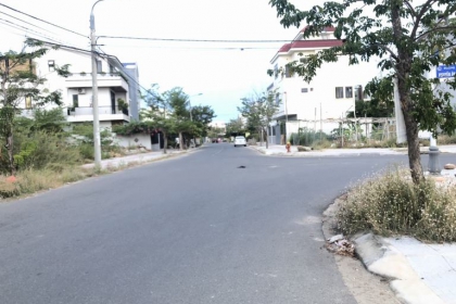 Chính chủ gởi bán lô đất đường Mạc Đăng Dung - Hòa Xuân Chính chủ gởi bán lô đất đường Mạc Đăng Dung - Hòa Xuân