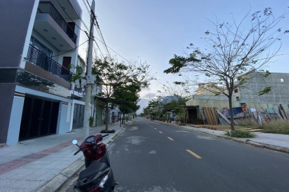 Hòa Xuân mở rộng có lô đất cực đẹp, đối lưng trường học, gần cầu Hòa Xuân Hòa Xuân mở rộng có lô đất cực đẹp, đối lưng trường học, gần cầu Hòa Xuân