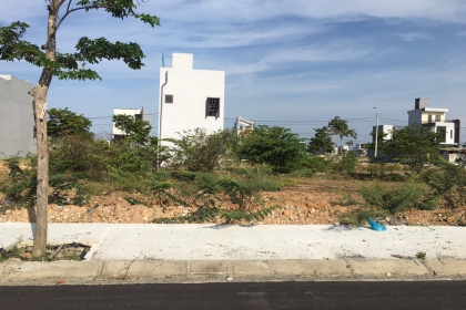 BÁN NHANH LÔ ĐƯỜNG THÔNG B2.52 KHU NAM HÒA XUÂN - HÒA QUÝ - NGŨ HÀNH SƠN . BÁN NHANH LÔ ĐƯỜNG THÔNG B2.52 KHU NAM HÒA XUÂN - HÒA QUÝ - NGŨ HÀNH SƠN .