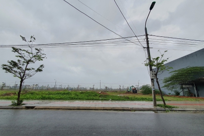 CHUYỂN NHƯỢNG LÔ ĐẤT KHU HÒA XUÂN MỞ RỘNG, B1.79 SÁT THÁI VĂN LUNG CHUYỂN NHƯỢNG LÔ ĐẤT KHU HÒA XUÂN MỞ RỘNG, B1.79 SÁT THÁI VĂN LUNG