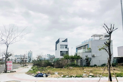 Bán lô đất 2MT Ngay Chân Cầu Trung Lương - Khu Nam Hòa Xuân Bán lô đất 2MT Ngay Chân Cầu Trung Lương - Khu Nam Hòa Xuân