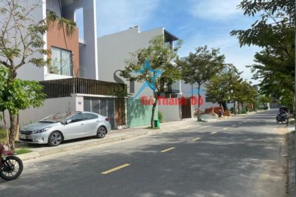 BÁN ĐẤT SIÊU PHẨM TRUNG LƯƠNG 14- ĐÔNG NAM - BÁN GẤP BÁN ĐẤT SIÊU PHẨM TRUNG LƯƠNG 14- ĐÔNG NAM - BÁN GẤP