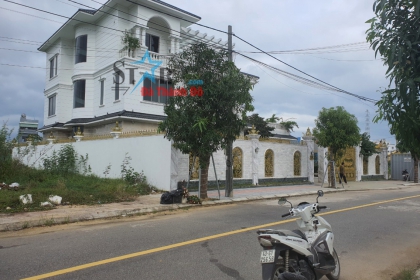 BÁN LÔ ĐẤT ĐƯỜNG 7M5 KHU ĐẢO 1, ĐẢO 2 - HÒA XUÂN BÁN LÔ ĐẤT ĐƯỜNG 7M5 KHU ĐẢO 1, ĐẢO 2 - HÒA XUÂN