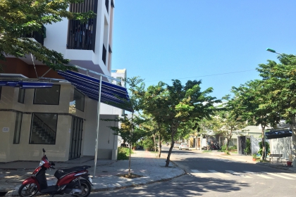 cần bán lô 2 mt Thanh Hóa Trần Viện khu Nam Cẩm lệ cần bán lô 2 mt Thanh Hóa Trần Viện khu Nam Cẩm lệ