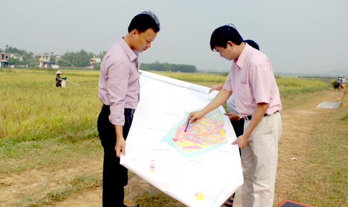 Đo đạc và tính toán tách thử đất Đo đạc và tính toán tách thử đất